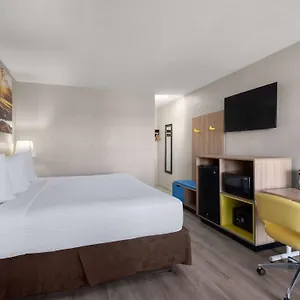 מלון Days By Wyndham Vegas Airport Near The Strip, לאס וגאס